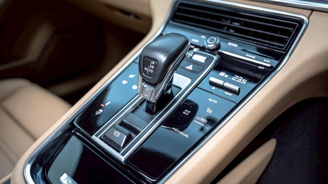 #Porsche #Panamera 4 E-Hybrid 2021 Warranty ตัวรถถึง 0327 รูปที่ 18