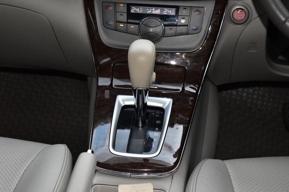 รหัสรถ PB381 NISSAN SYLPHY 1.6V AUTO 2013 เบนซิน 13