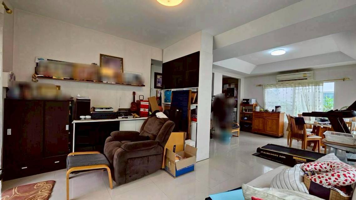 ขายด่วน บ้านเดี่ยว 2 ชั้น หมู่บ้านชัยพฤกษ์ บางใหญ่(เฟส 4)  ตำบลเสาธงหิน อำเภอบางใหญ่ จังหวัดนนทบุรี อยู่ต้นๆโครงการ 9