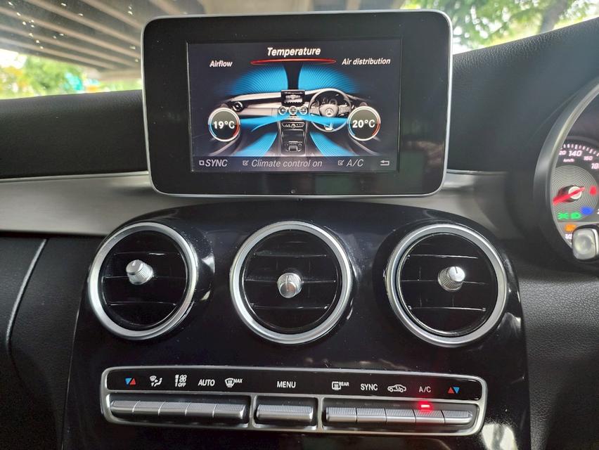 ขายรถ Benz C200 W205 ปี 2015 สีดำ เกียร์ออโต้ 15
