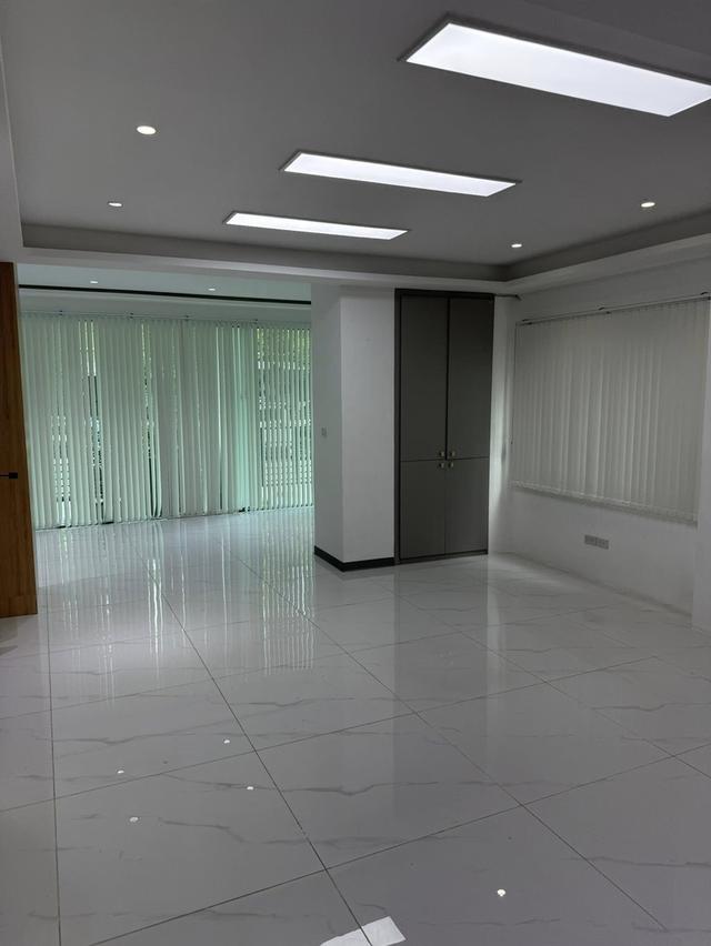 ขาย/เช่า – โฮมออฟฟิศ 4 ชั้น B Square พระราม 9 ทำเลดี ใกล้ B Square พระราม 9, เหม่งจ๋าย 6