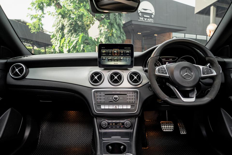 Mercedes-Benz CLA250 AMG White Art Edition ปี 2019⚡️เข้าใหม่! 𝐂𝐋𝐀𝟐𝟓𝟎 รุ่น 𝐋𝐢𝐦𝐢𝐭𝐞𝐝 วิ่งน้อยมากก 𝟒𝟖,𝐱𝐱𝐱 𝐤𝐦.👀✨