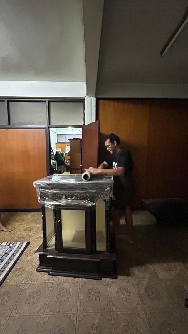รับซื้อเฟอร์นิเจอร์ไม้สักเก่า