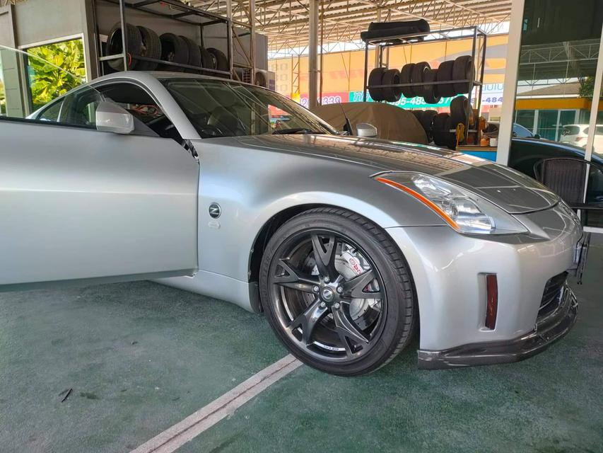 Nissan 350Z 6