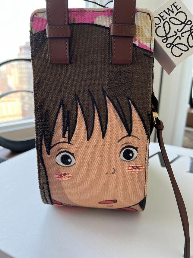 ของแรร์ LOEWE x Spirited Away Chihiro Hammock Bag 5