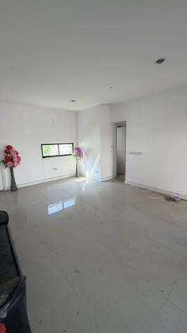 ทาวน์เฮาส์3 ชั้น @nice วัชรพล เทพารักษ์ ทำเลศักยภาพ ในราคาที่ดีที่สุดในย่านนี้ 3