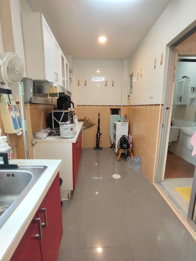 ขายทาวน์เฮาส์ 2 ชั้น ซอยรามอินทรา 23 แยก 20 ขนาด 20 ตร.ว. ใจกลางเมือง ใกล้ทางด่วน และ เซ็นทรัลรามอินทรา ( เจ้าของขายเอง ) 12