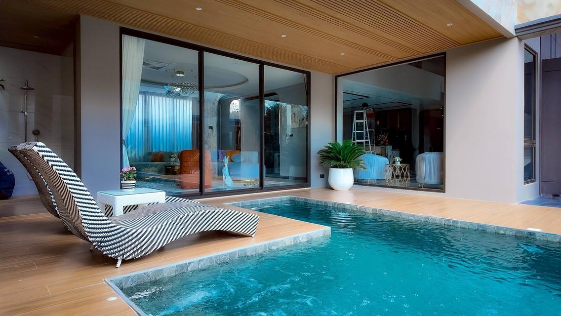 ขายบ้าน Pool Villa โซนมาบประชัน 126 ตารางวา 752 ตารางเมตร 5 ห้องนอน 7 ห้องน้ำ ดีไซน์หรู ทันสมัย 6