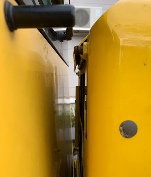 KOMATSU WA100-5 ตัก 1.50 คิว ยกสูง 3.40 ม. สภาพสวย พร้อมใช้งาน สนใจ 3