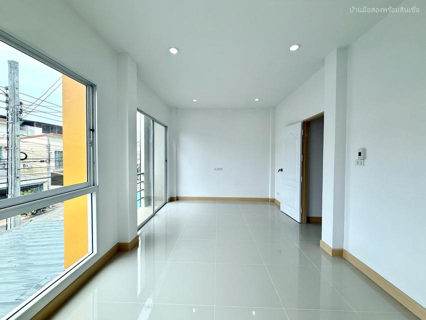 เพ็ญศิริ 4 ซ.เลียบวารี 25/1 20