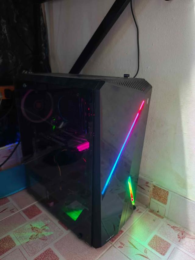 คอมพิวเตอร์พร้อมโต๊ะ รูปที่ 2