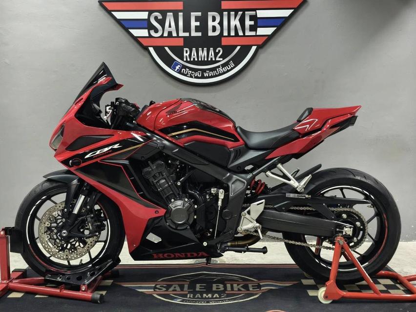 ออกรถ 0 บาท  CBR650R ABS หล่อๆตัวสุดท้าย เครื่องดำ รูปที่ 2
