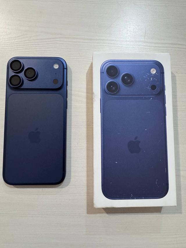 ขาย iPhone 17 Pro Max 256GB Deep Blue US Version eSIM Only แบต 100%