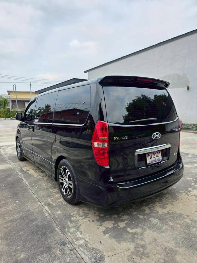 HYUNDAI H-1 DELEXE สีดำ ปี 2015 ไมล์ 130,000 กม. 4