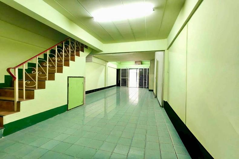 ขาย/เช่า อาคารพาณิชย์ เนื้อที่ 15 ตร.ว. หมู่บ้านขวัญทิพย์ (ซอย 1) (ซอยเพชรเกษม 69), ใกล้เทวาลัยท้าวมหาพรหม ถนนเพชรเกษม แขวงหนองค้างพลู เขตหนองแขม 2