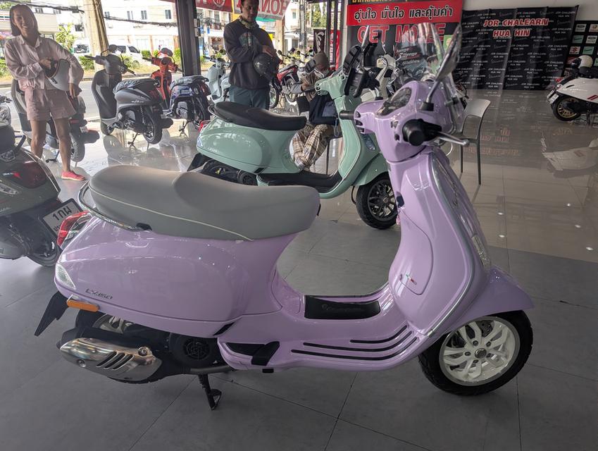 Vespa LX 150, neuwertig ohne Registrierung 500 km, 2026 รูปที่ 3