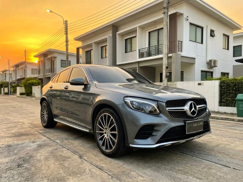 ปี2019 BENZ GLC250 AMG 4MATIC Coupe มือเดียวป้ายแดง