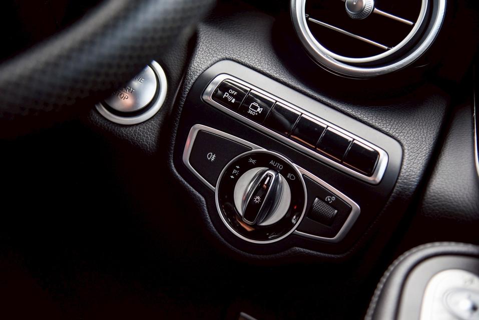 รหัสรถ CBL7306 Mercedes-Benz GLC250d 2.1 4MATIC AMG Dynamic W156 AT 2017 16