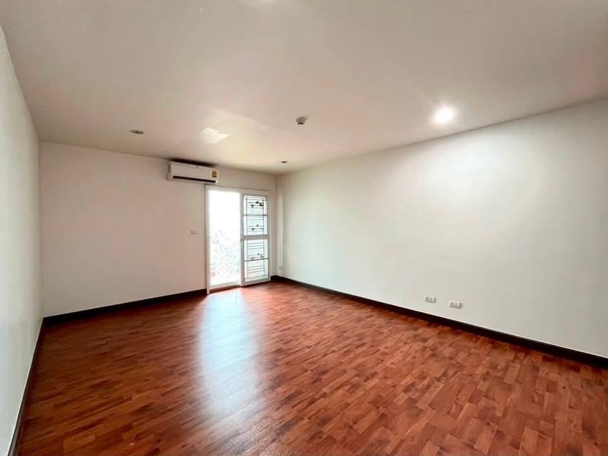 ขายด่วน!! คอนโด Regent Home 25 Tiwanon (รีเจ้นท์ โฮม 25 ติวานนท์) ใกล้ MRT กระทรวงสาธารณสุข ทางด่วน เดอะมอลล์งามวงศ์วาน 1