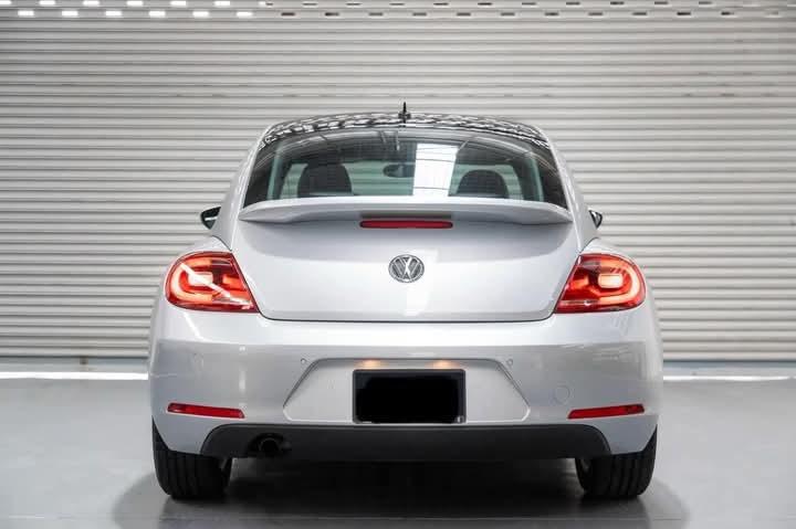 รีบขาย VOLKSWAGEN BEETLE 4