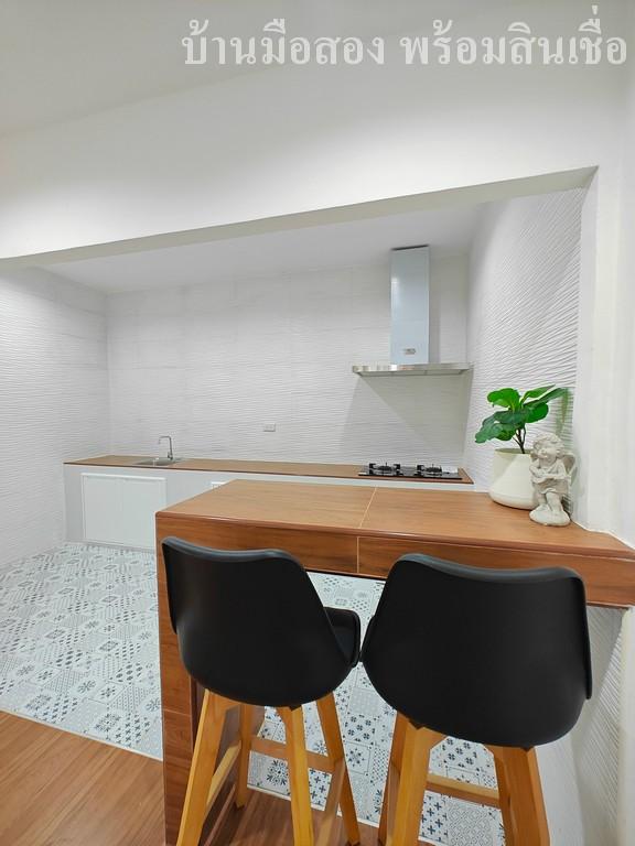 หมู่บ้านรัชธานี6 สายไหม 11