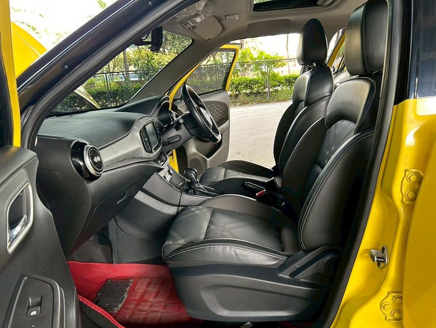 🔥ฟรีดาวน์ รถสวย ไมล์น้อย ตัว V รุ่นท๊อปสุด MG 3 1.5 V Sunroof Two-Tone AT ปี 2019 19