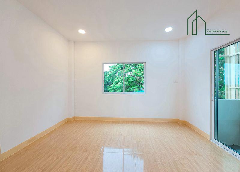 บ้านรีโนเวทสไตล์มินิมอล ทาวน์เฮ้าส์ 2 ชั้น หลังมุม หมู่บ้านอิมพีเรียลเพลส บางบัวทอง 10