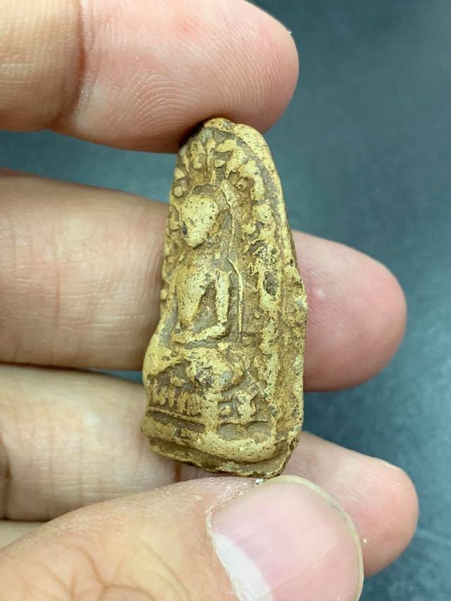 พระรอดเก่า