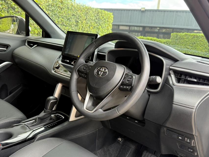 2021 Toyota CROSS HYBRID PREMIUM SAFETY รถมือเดียว 70,000 กม เลขไมล์แท้ เข้าศูนย์ตามระยะ รถไม่มีอุบัติเหตุครับ 10