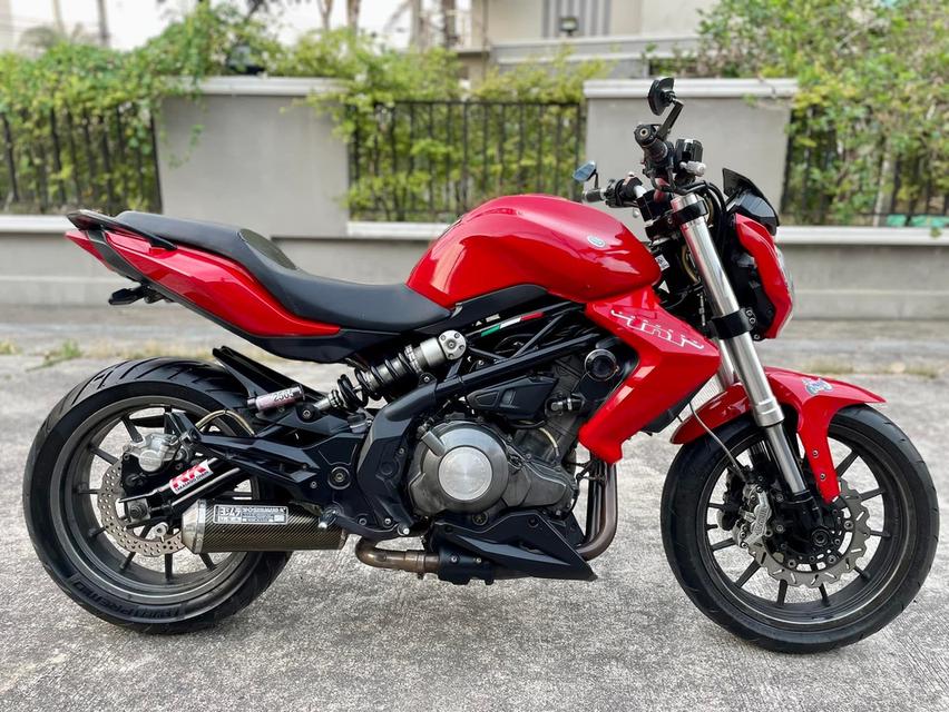 Benelli TNT 300 ปี 2015 สีแดงมือสอง