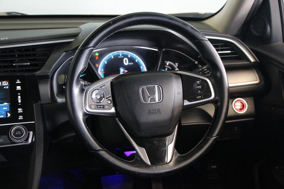 (แจ้งรหัสรถ TKG779) HONDA CIVIC 1.8 EL ปี 2017 รูปที่ 6