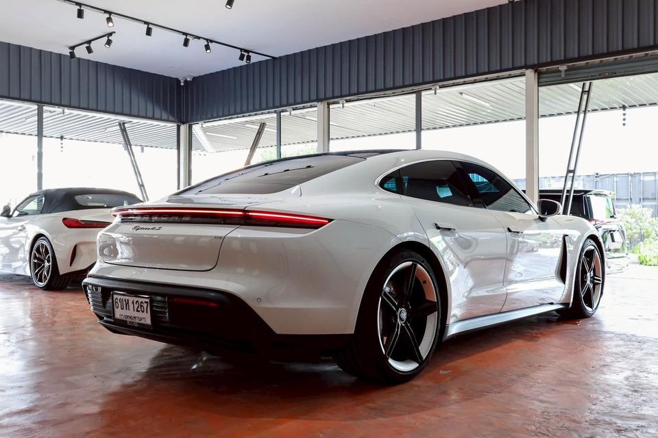 Porsche Taycan 4S ปี22 7