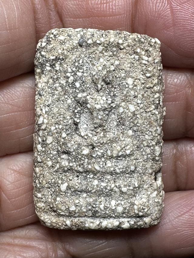 พระสมเด็จ เนื้อเก่าๆ