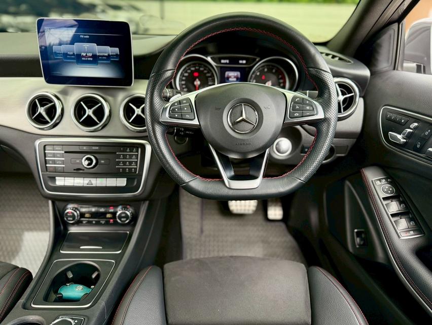ปี 2019 GLA250 AMG DYNAMIC TOP OPTION  13