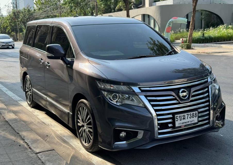 Nissan Elgrand ปี 2016 2