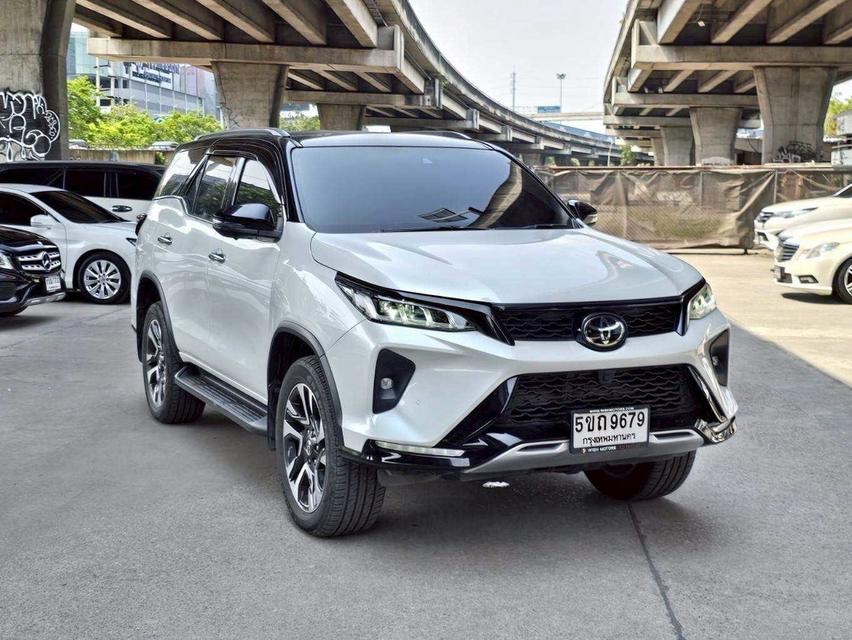 รหัสรถ WMT9679 Fortuner 2.4 Legender Black Top (EURO5 แท้) ปี 2024