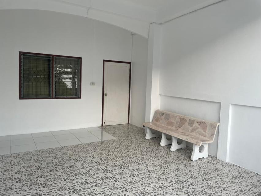 ให้เช่าทาวน์เฮาส์ 2 ชั้น ซอยรามคำแหง 156 ทำเลดี เดินทางสะดวก ใกล้รถไฟฟ้าสายสีส้ม 2