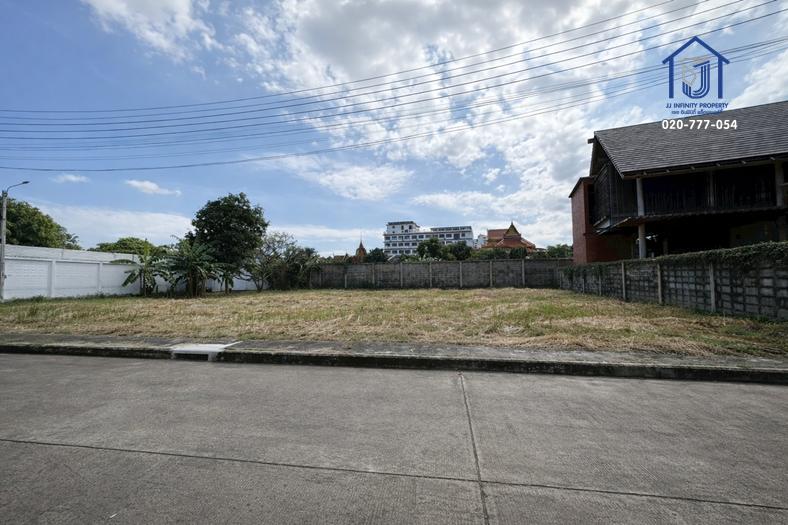 ขายที่ดินถมแล้ว หมู่บ้านปัญญา 165 ตารางวา แปลงมุม ซอยพัฒนาการ 30  ใกล้ Airport Link หัวหมาก–ทางด่วนศรีรัช 5