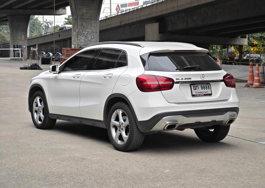 Mercedes Benz GLA200 W156 ปี 2018  4