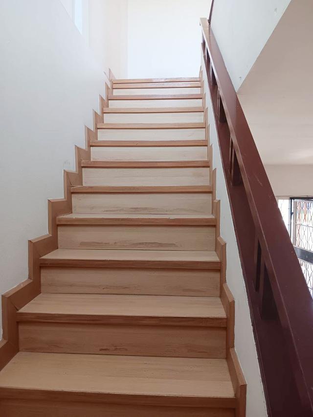 ให้เช่าบ้านเลี้ยงสัตว์ได้ ทาวเฮ้าส์ 2 ชั้น หมู่บ้านถาวรวิลล่า ลำลูกกาคลองสาม  ปทุมธานี ใกล้รพ.สินแพทย์,สถานีรถไฟฟ้าคูคต,ตลาดลำลูกกา,ฟิวเจอร์ 8