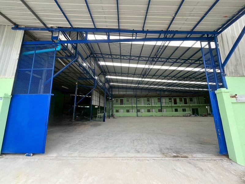#ให้เช่าโกดังซอยเทียนทะเล บางขุนเทียน กรุงเทพ โรงงาน 1,000 ตารางเมตร ที่ดินขนาด 282 ตารางวา