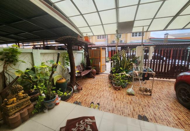 ขายทาวน์เฮ้าส์ หมู่บ้านบัวทองธานี 9 เนื้อที่ 21.5 ตร.ว. แต่งสวย พร้อมอยู่ 2
