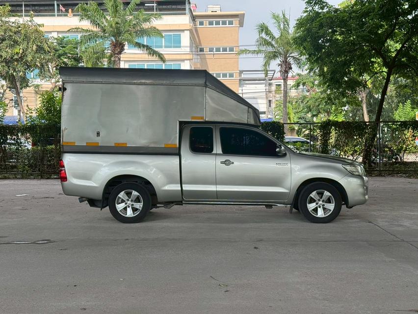 Toyota Vigo 2.7 Smart-Cab MT ปี 2011