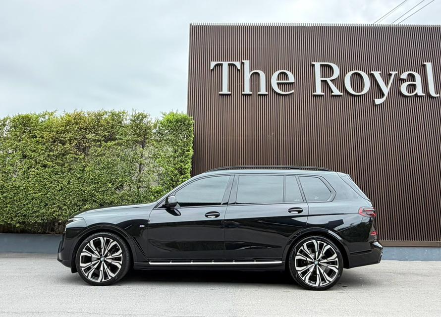 BMW X7 xDrive40d M Sport LCI ปี 2023 รูปที่ 3