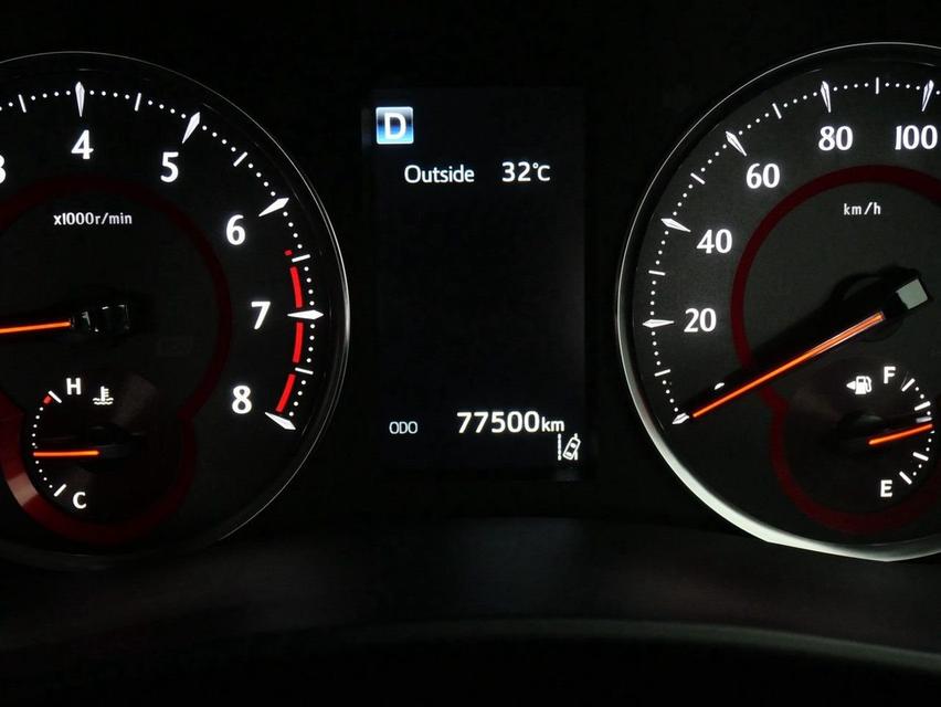 TOYOTA ALPHARD 2.5 SC-Package Minorchange 2021 สีขาว รูปที่ 7