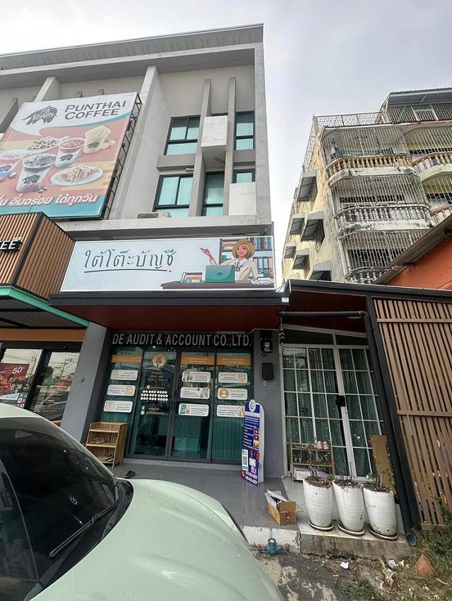 ขายอาคารพานิช 3+1 ชั้น ติดถนนกาญจนา 1