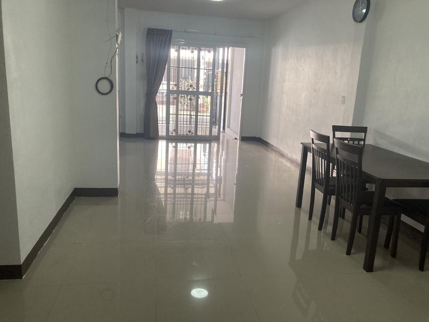 ขายทาวน์เฮ้าส์ 24.4 ตรว.ใกล้รถไฟฟ้า หมู่บ้านพระปิ่นนคร (หมู่บ้านไม่มีค่าส่วนกลาง) บางโปรง สมุทรปราการ 11