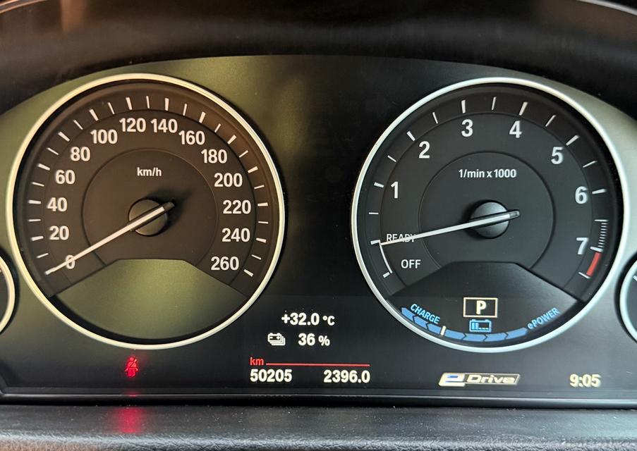 2018 BMW SERIES 3 F30 LCI รถมือเดียวออกป้ายแดง สภาพป้ายแดง รถวิ่งน้อยเพียง 50,000 กม รถไม่เคยมีอุบัติเหตุครับ 9