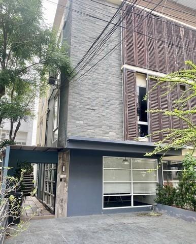 PB5766 ให้เช่า โฮมออฟฟิศ 3 ชั้น ซอยลาดพร้าว 94 Town in Town ทาวน์อินทาวน์ อาคารหลังมุม 12