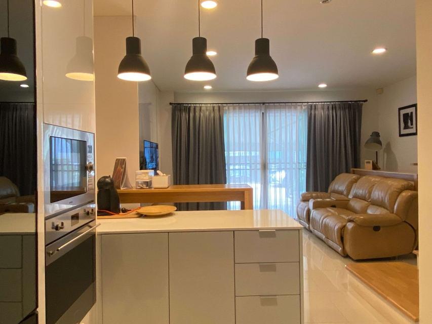 ให้เช่าทาวน์โฮม 3 ชั้น หมู่บ้านบ้านกลางเมืองสุขสวัสดิ์ 3 ห้องนอน 3 ห้องน้ำ พื้นที่ใช้สอย 166 ตร.ม. เฟอร์ครบ ใกล้เซ็นทรัล พระราม 3 6